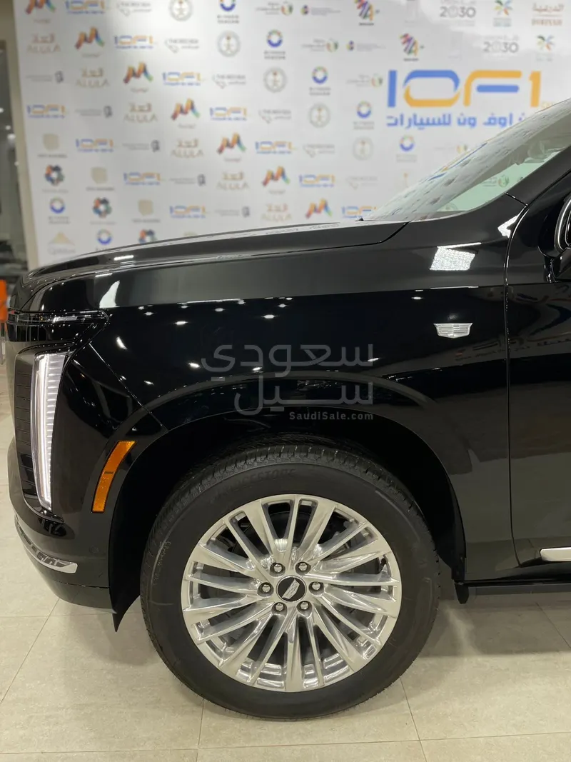 2025 Cadillac Escalade Premium