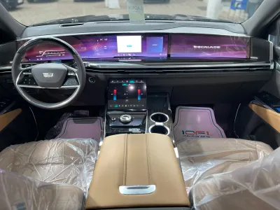 2025 Cadillac Escalade Premium