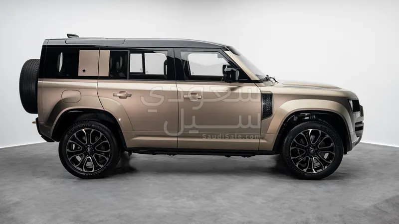 2025 Land Rover Defender Octa