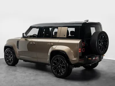 2025 Land Rover Defender Octa