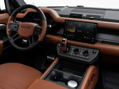 2025 Land Rover Defender Octa