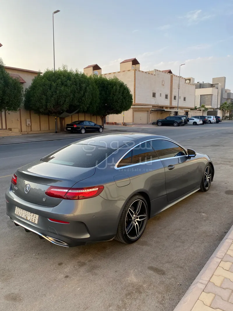 2019 Mercedes-Benz E 200