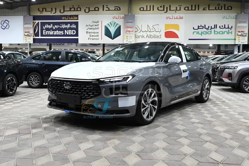 2026 فورد توروس تايتينيوم