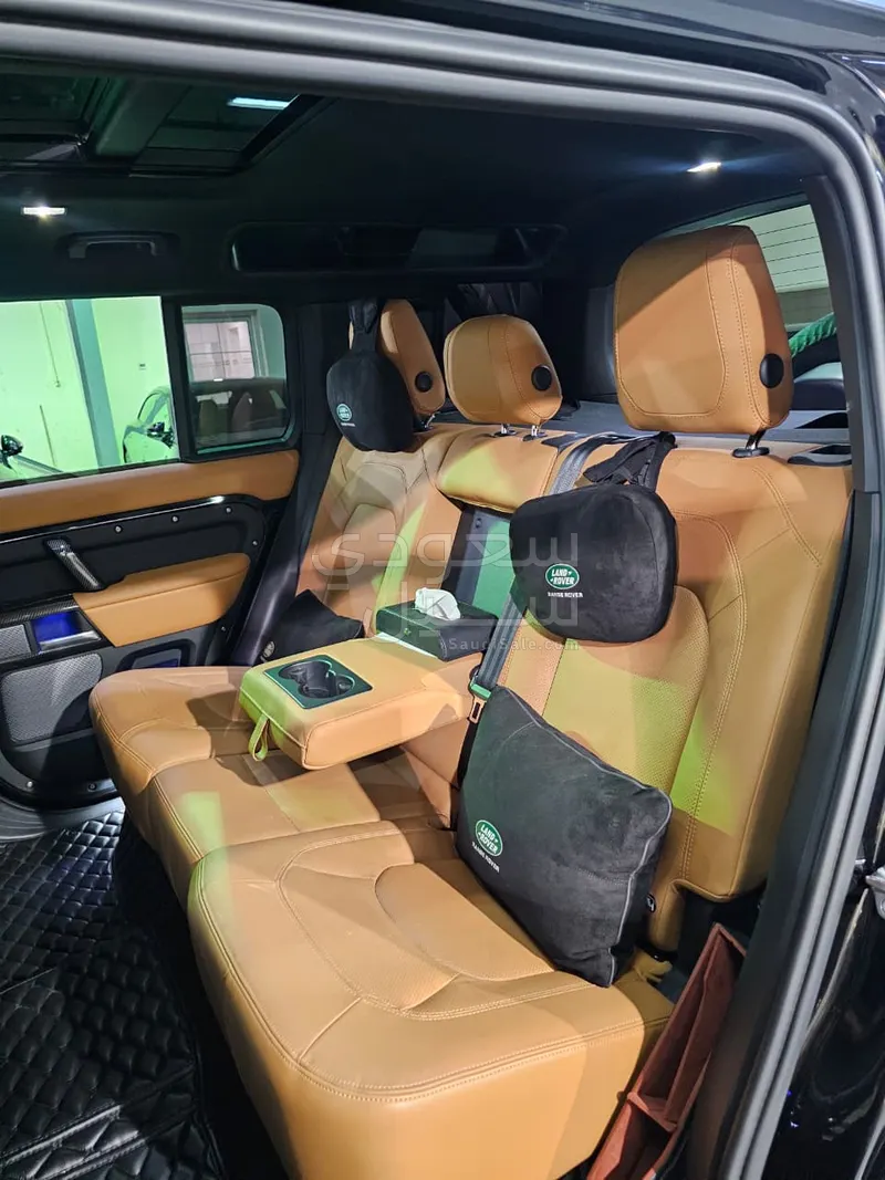 2024 Land Rover Defender X dynamic
