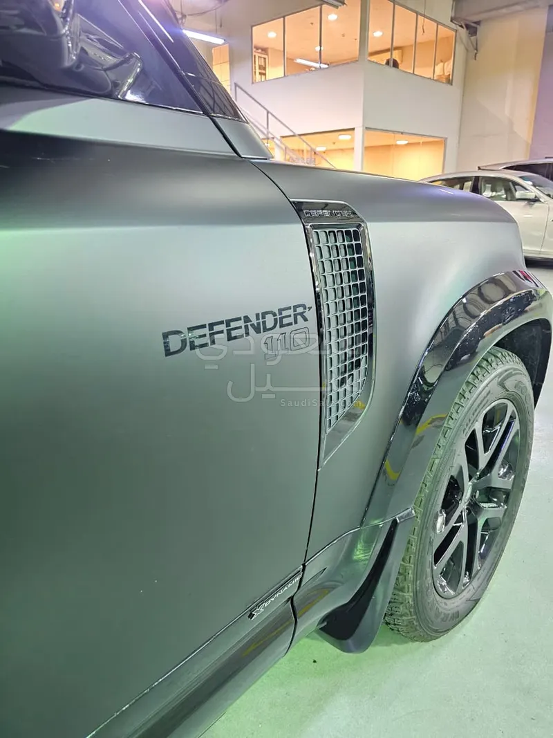 2024 Land Rover Defender X dynamic