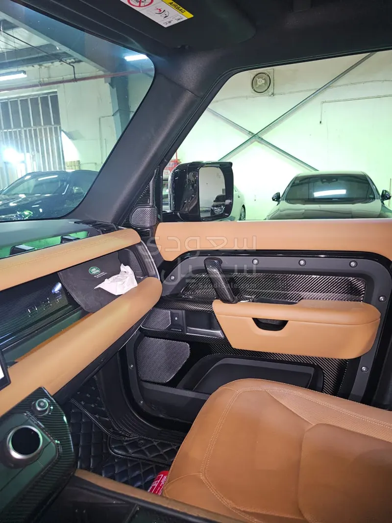 2024 Land Rover Defender X dynamic