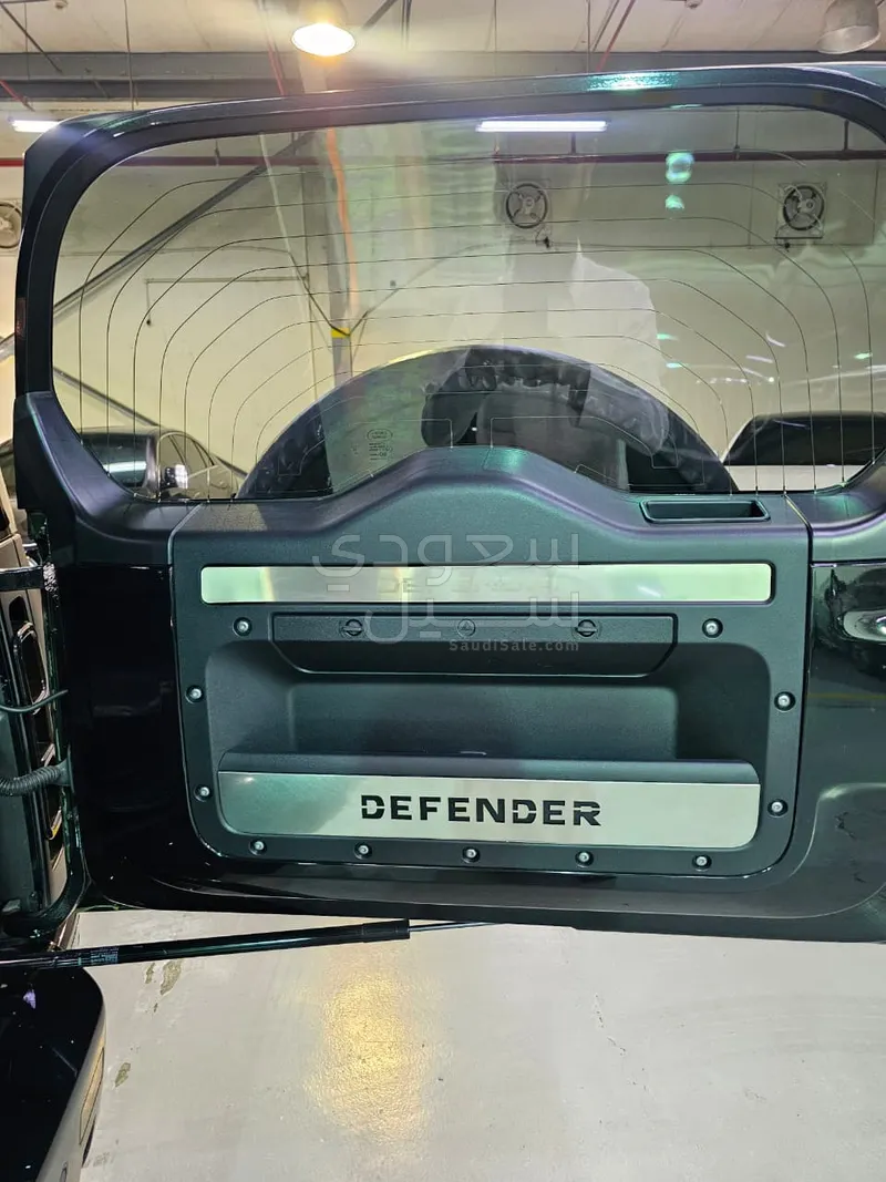 2024 Land Rover Defender X dynamic