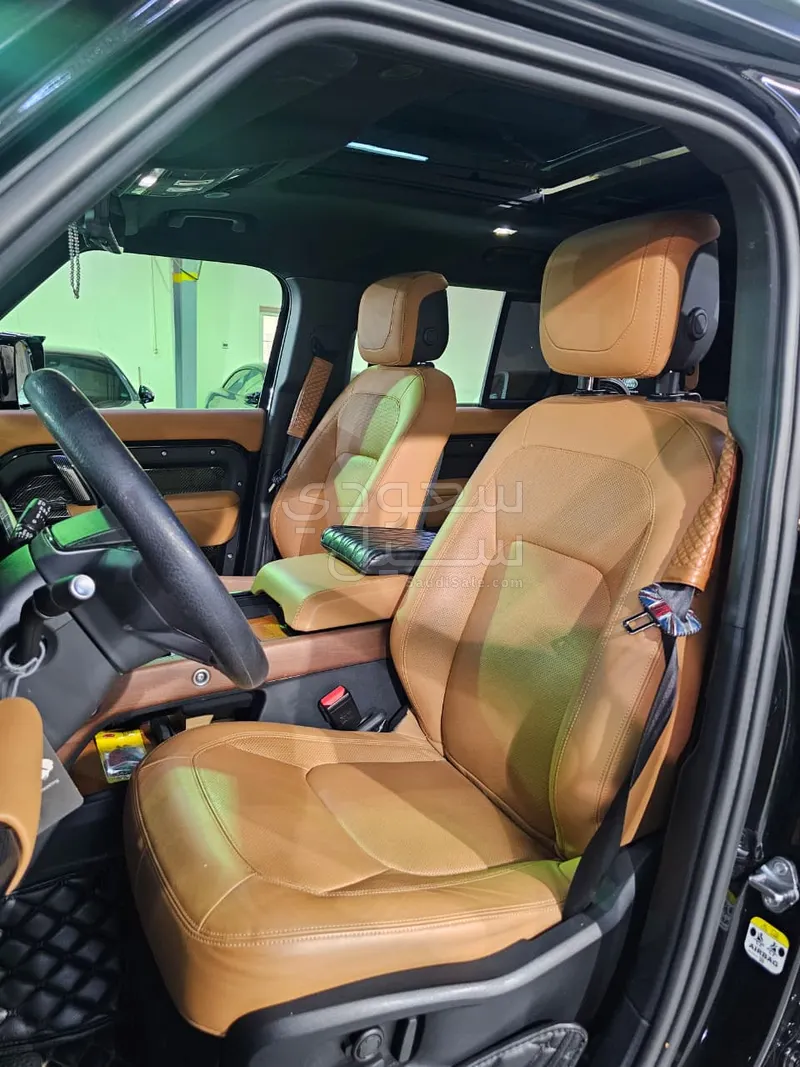 2024 Land Rover Defender X dynamic