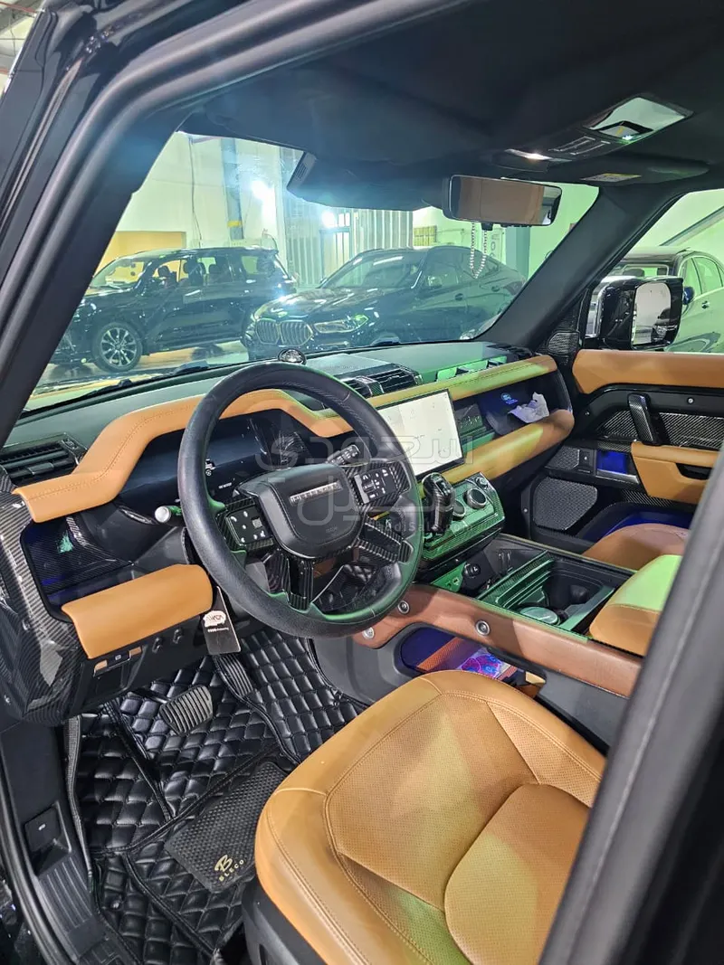 2024 Land Rover Defender X dynamic