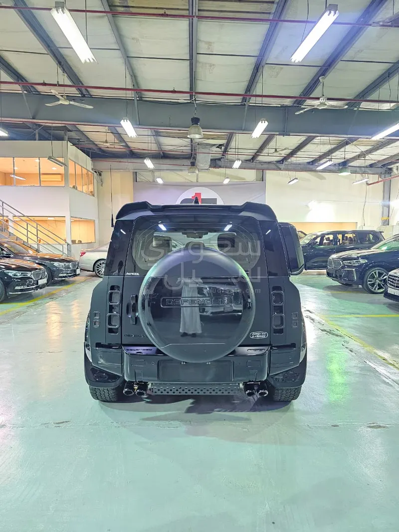 2024 Land Rover Defender X dynamic