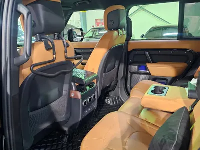 2024 Land Rover Defender X dynamic