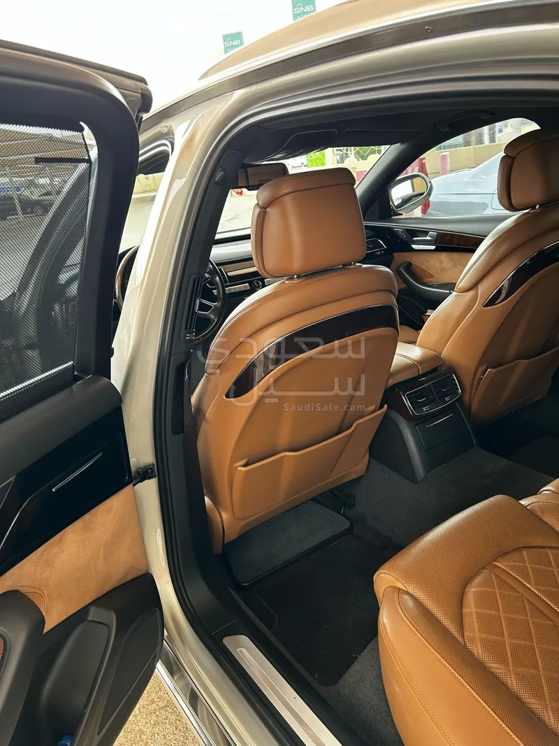2015 Audi A8