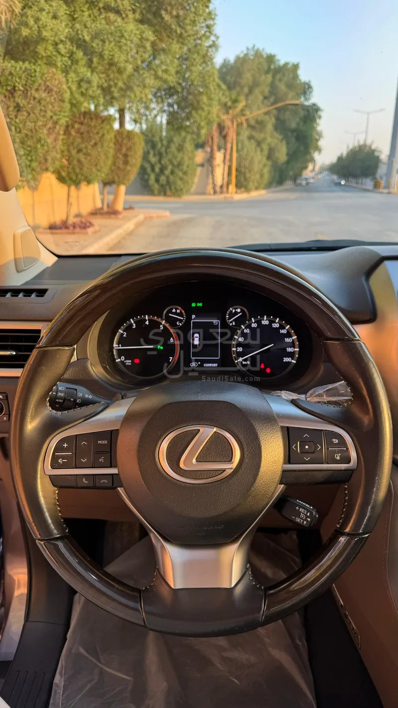2023 Lexus GX 460