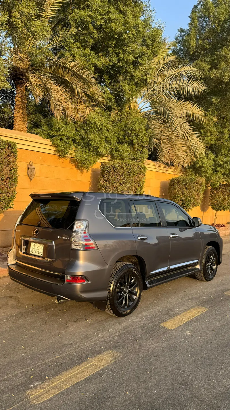 2023 Lexus GX 460