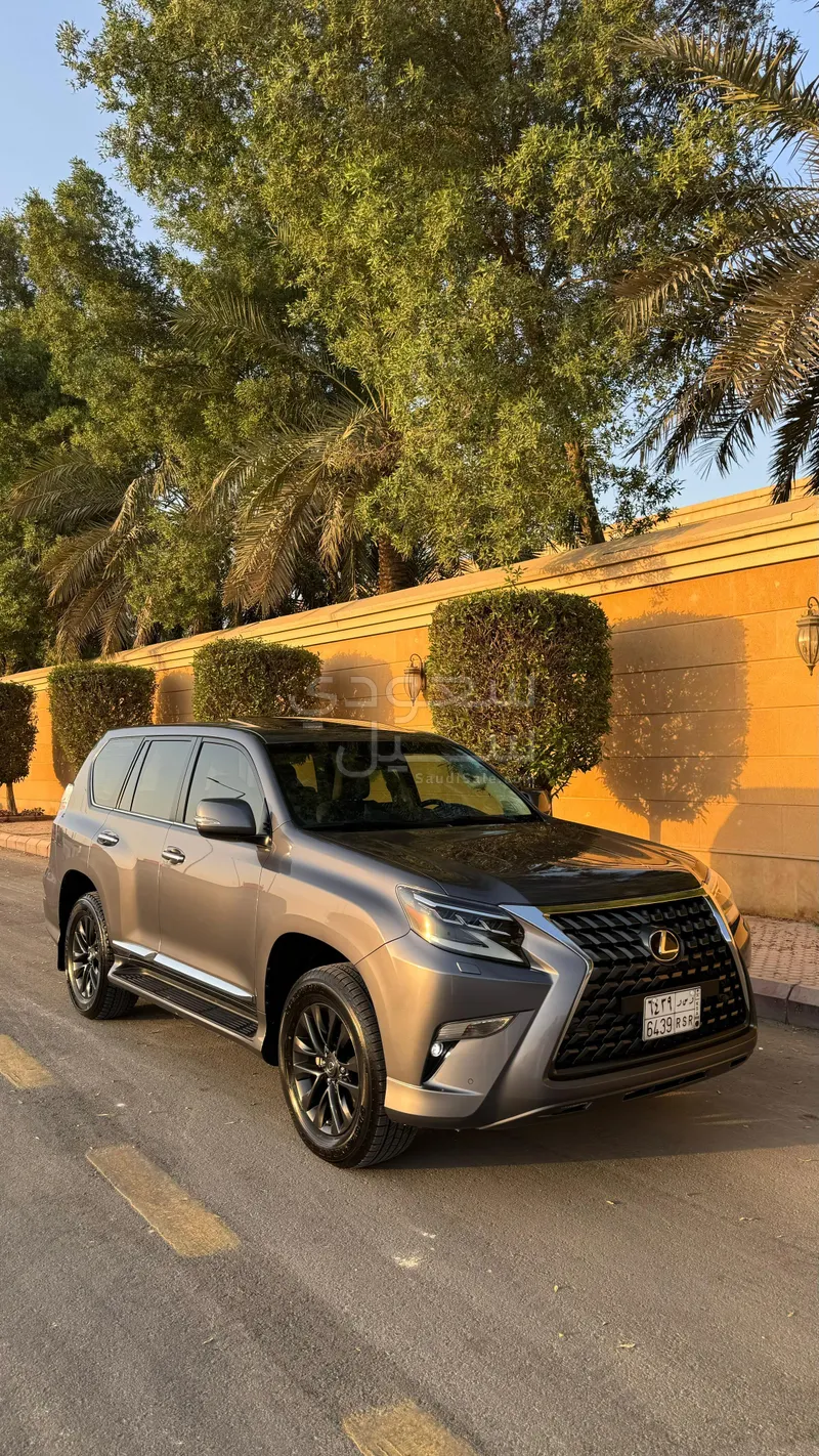 2023 Lexus GX 460