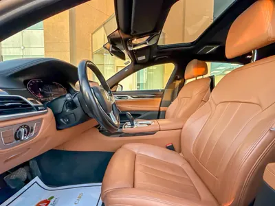 2020 بي ام دبليو الفئة السابعة 730 إل أي