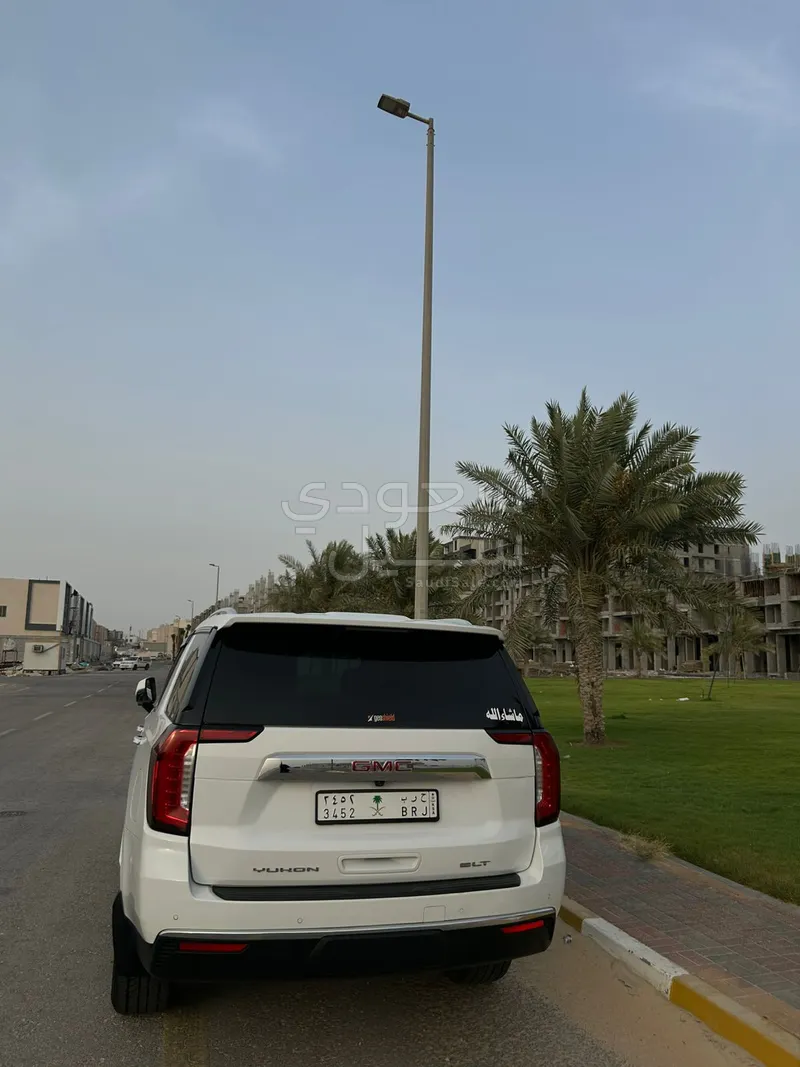 2022 جي ام سي يوكون اس ال تي