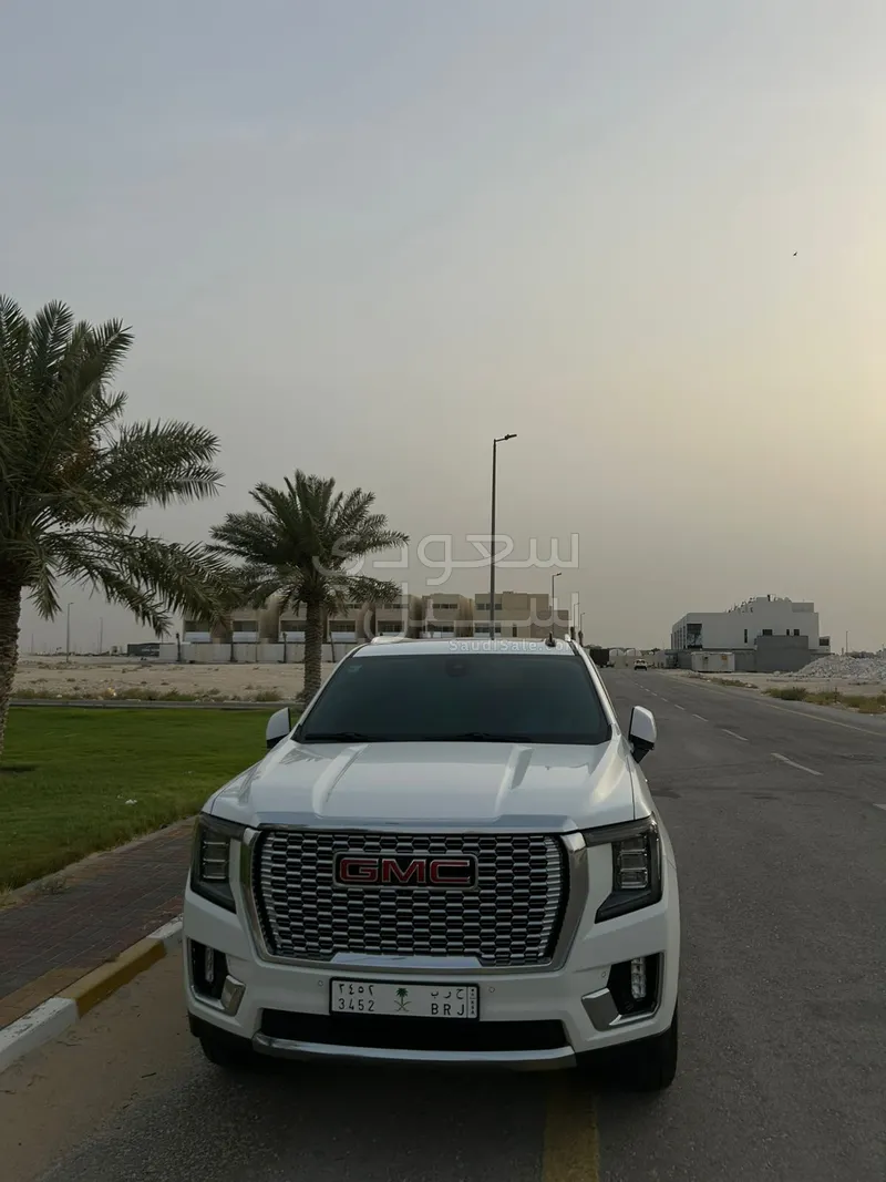 2022 جي ام سي يوكون اس ال تي