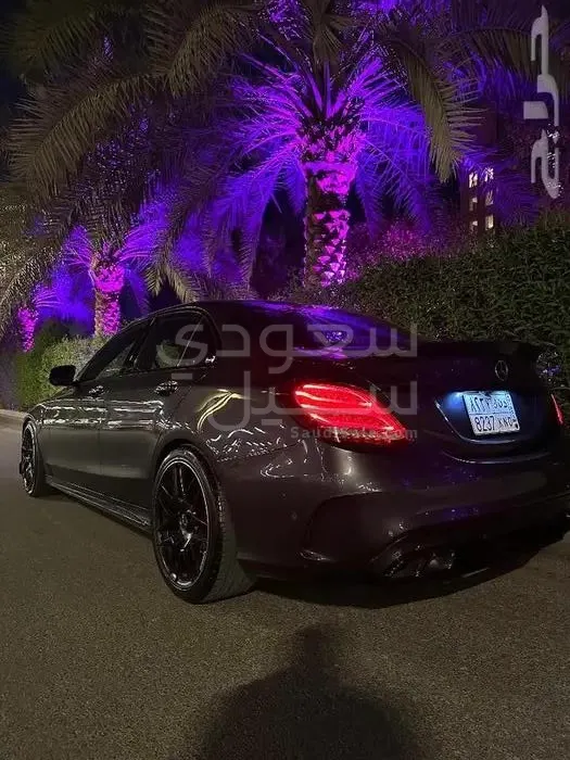 2016 مرسيدس - بنز سي 300