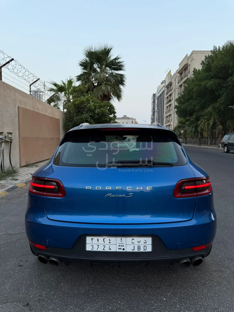 2016 بورش ماكان اس