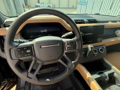 2025 Land Rover Defender X dynamic