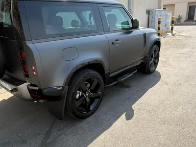 2025 Land Rover Defender X dynamic