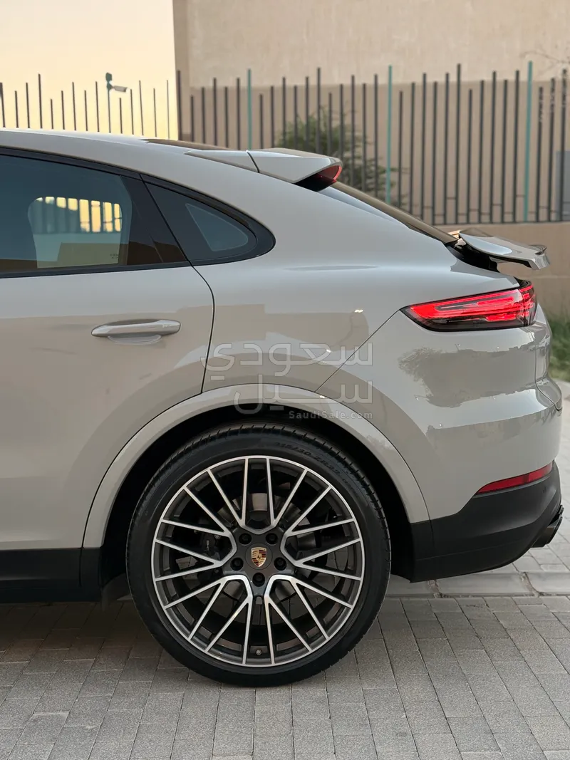 2023 بورش كايين بلاتينيوم اديشن
