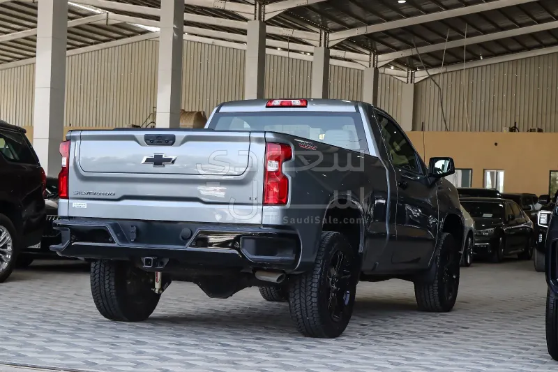 2023 Chevrolet Silverado trail boss