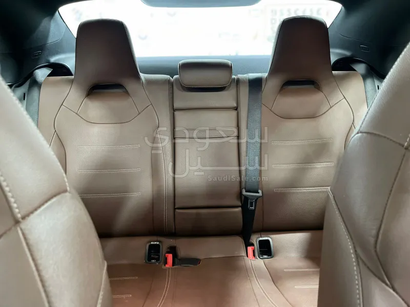 2022 Mercedes-Benz CLA 200