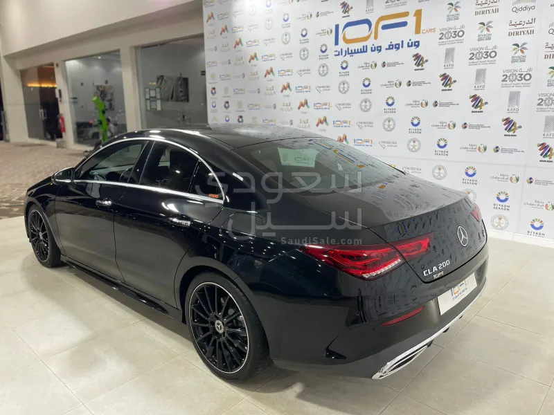 2022 Mercedes-Benz CLA 200