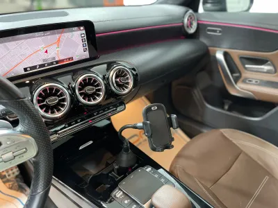 2022 Mercedes-Benz CLA 200