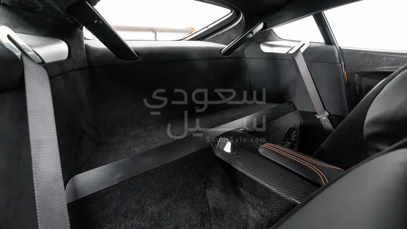 2016 Aston Martin Vantage V12