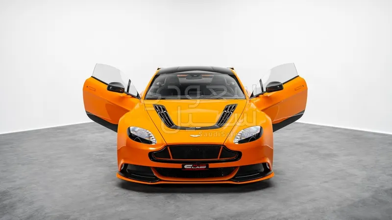2016 Aston Martin Vantage V12