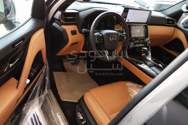 2025 Lexus LX 600