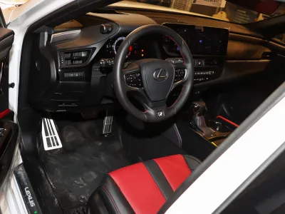 2025 Lexus ES 350 F Sport