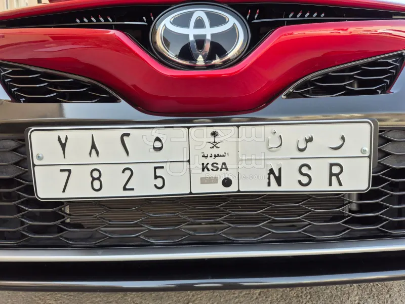 2023 تويوتا كامري اس اي