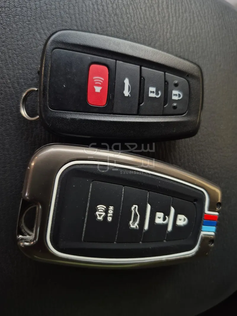 2023 تويوتا كامري اس اي