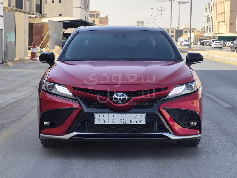 2023 تويوتا كامري اس اي