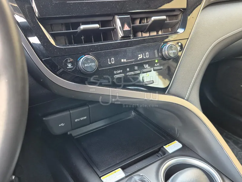 2023 تويوتا كامري اس اي