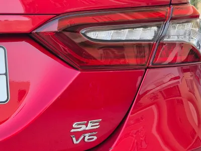 2023 تويوتا كامري اس اي