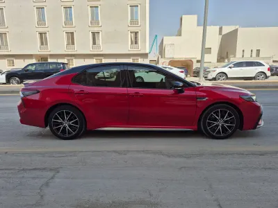2023 تويوتا كامري اس اي