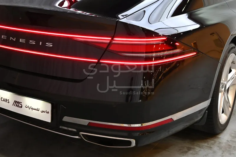 2023 Genesis G 90