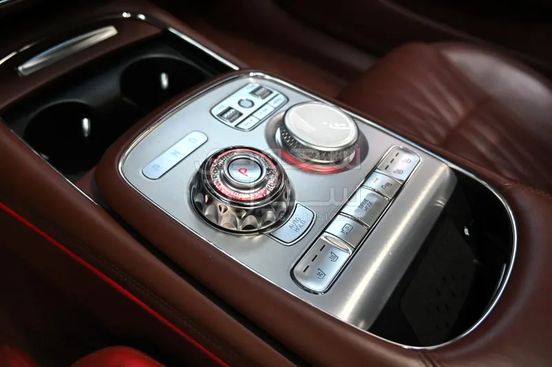 2023 Genesis G 90