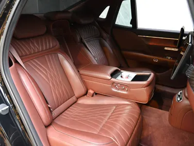 2023 Genesis G 90