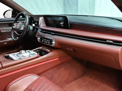 2023 Genesis G 90