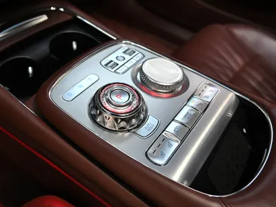 2023 Genesis G 90