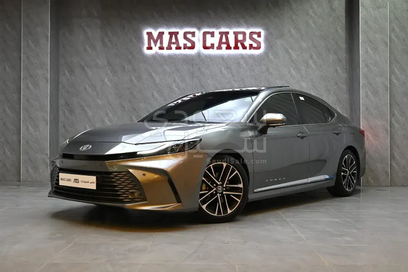 2025 Toyota Camry Lumiere