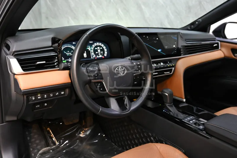 2025 Toyota Camry Lumiere