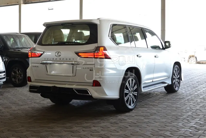 2019 Lexus LX 570 S