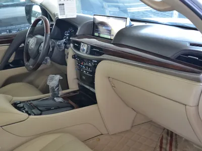 2019 Lexus LX 570 S